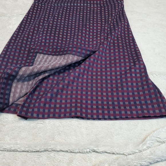 Capsule - Picture 2 of 9